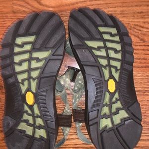 Chaco Shoes - Chacos Chaco Shoes - Chacos